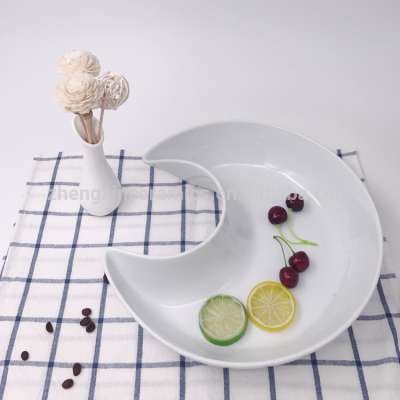 Wholesale restaurant party candy nut fruit snack dessert baby food moon shape ceramic plate tray